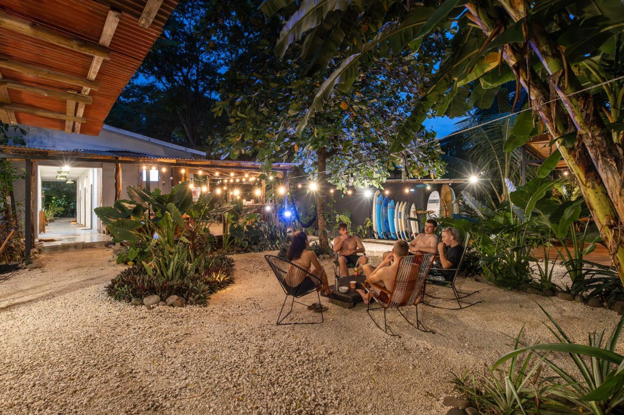 Akih Pods Hostel Playa Santa Teresa  Exterior foto