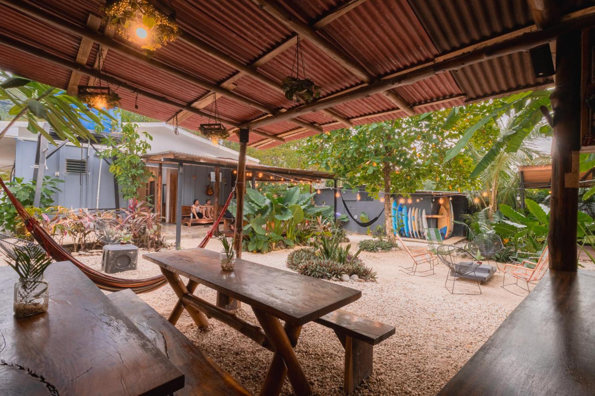 Akih Pods Hostel Playa Santa Teresa  Exterior foto